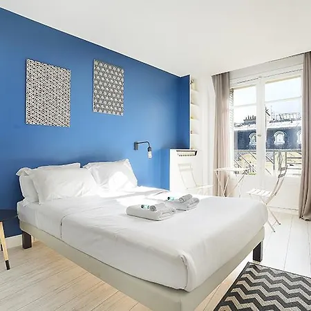Studio Champs Elysees Eiffel Tower شقة باريس